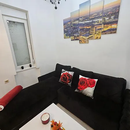 Alexis Apartment