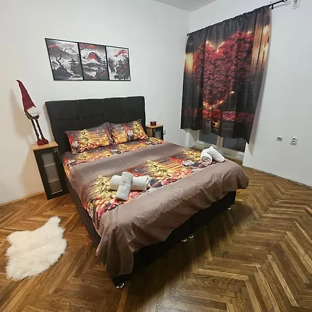 Alexis Apartment *